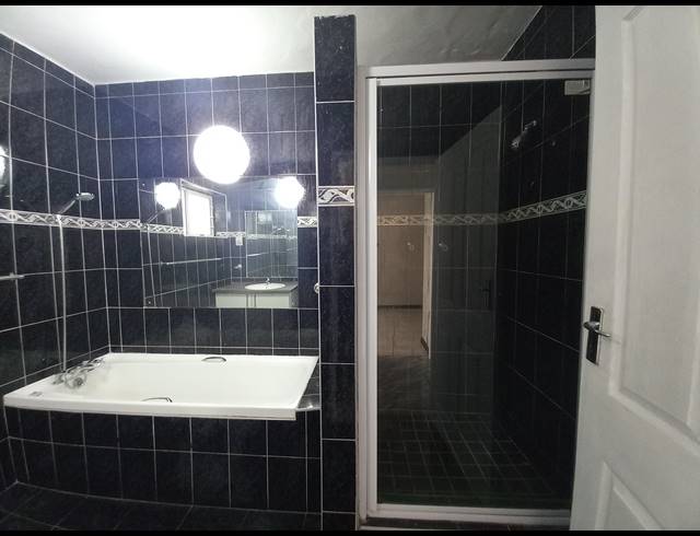 3 BEDROOM APARTMENT RENTED IN HUMEWOOD